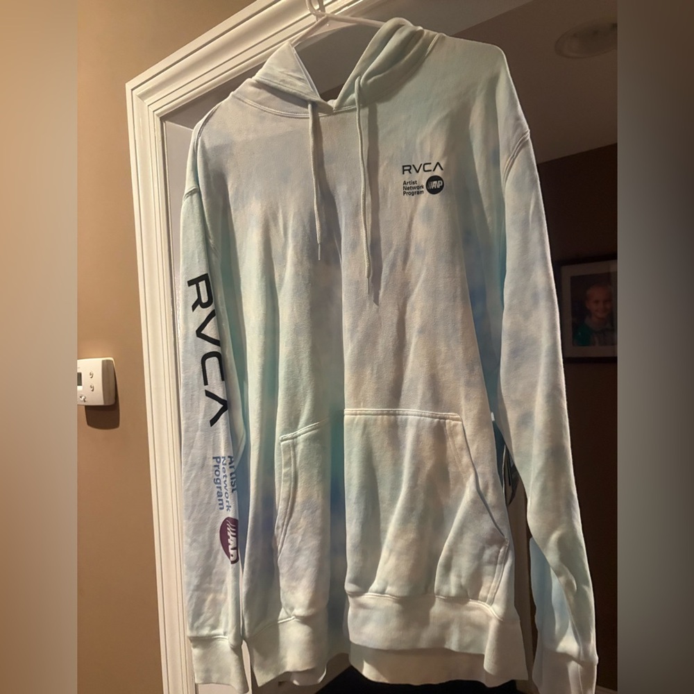 RVCA Hoodie